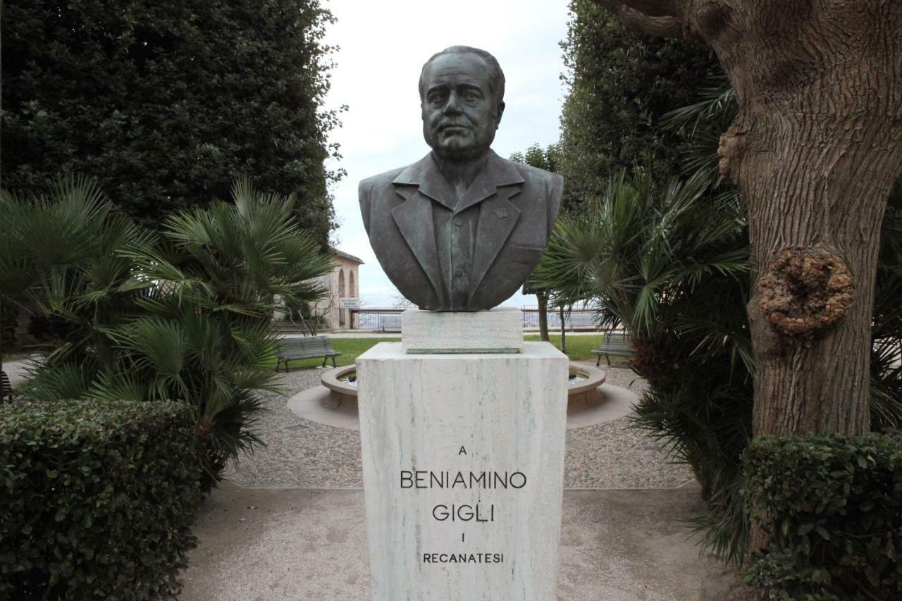 Recanati Family Eksteriør bilde